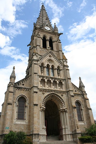 churches in lyon france